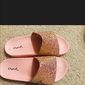 Slippers  MAKE ME AN OFFER